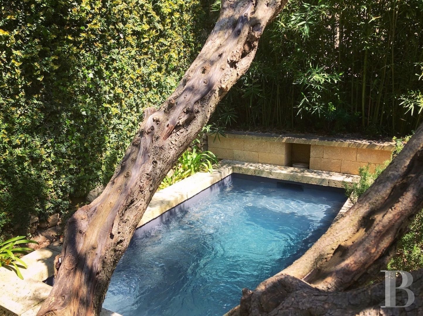 Entre Alès et Uzès, au cœur d’un village de la Provence gardoise, une paisible demeure seigneuriale animée d’un esprit contemporain - photo  n°23