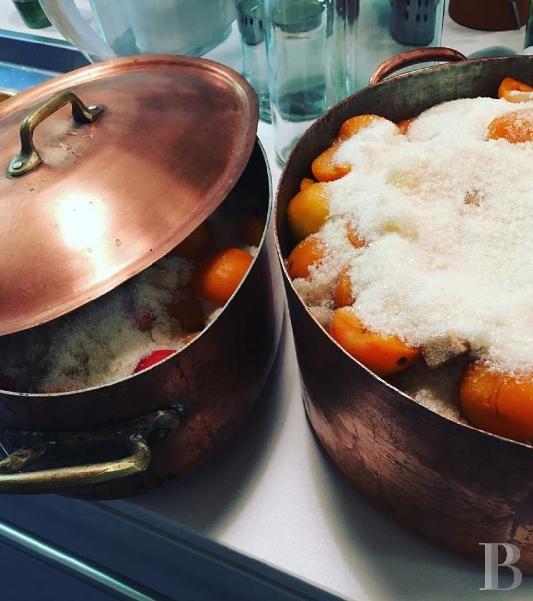 Entre Alès et Uzès, au cœur d’un village de la Provence gardoise, une paisible demeure seigneuriale animée d’un esprit contemporain - photo  n°18