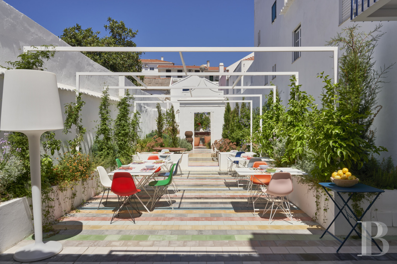 An old house renovated in contemporary design style in Alcácer do Sal, in the Alentejo region  - photo  n°4