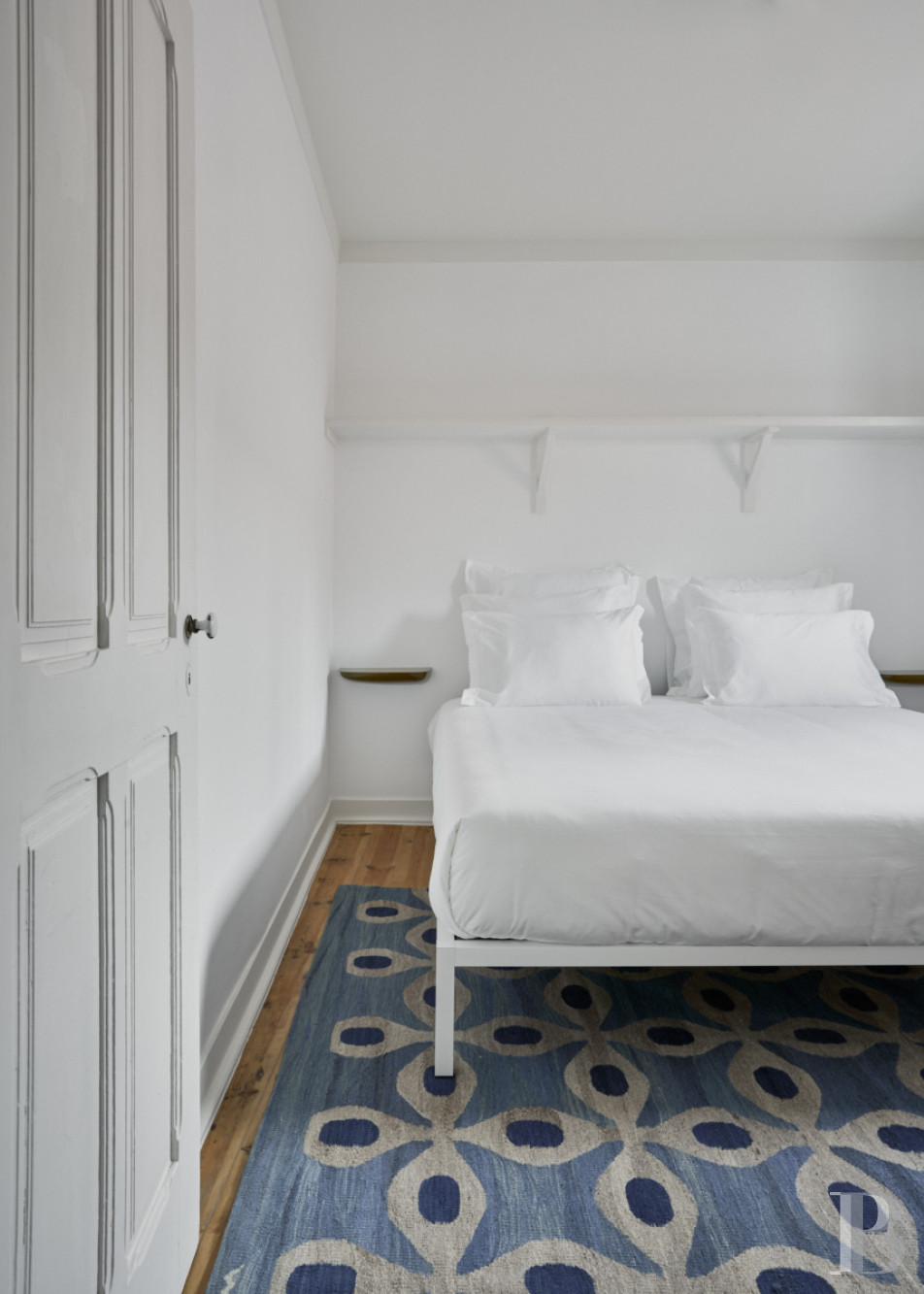 An old house renovated in contemporary design style in Alcácer do Sal, in the Alentejo region  - photo  n°39