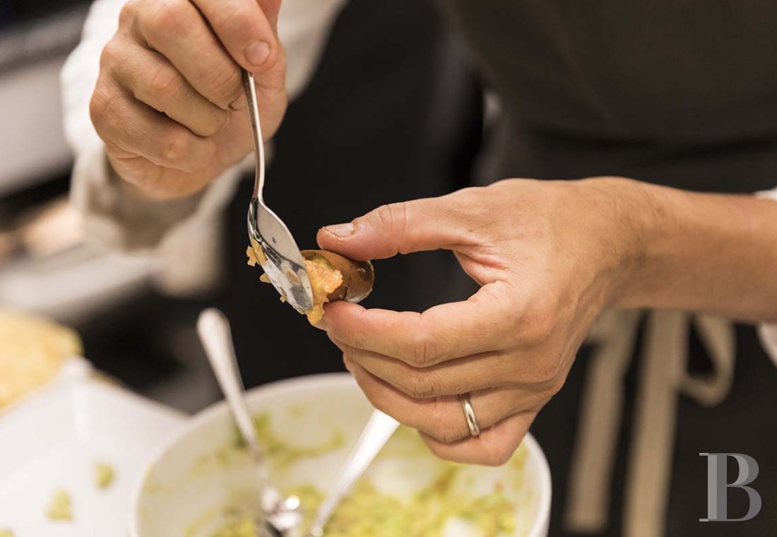 A vast, completely renovated apartment on the top floor of a 16th-century palazzo in Rome - photo  n°14