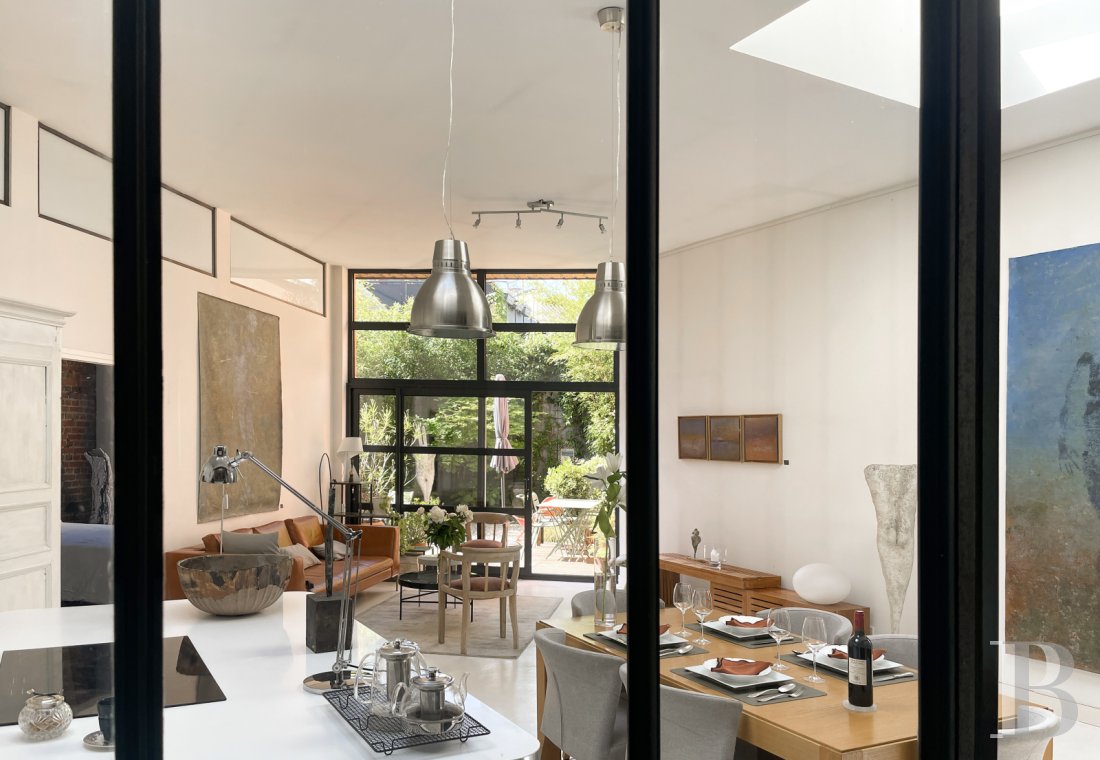 À Roubaix, au cœur d’un site industriel, une ancienne teinturerie transformée en maison-loft avec jardin - photo  n°19