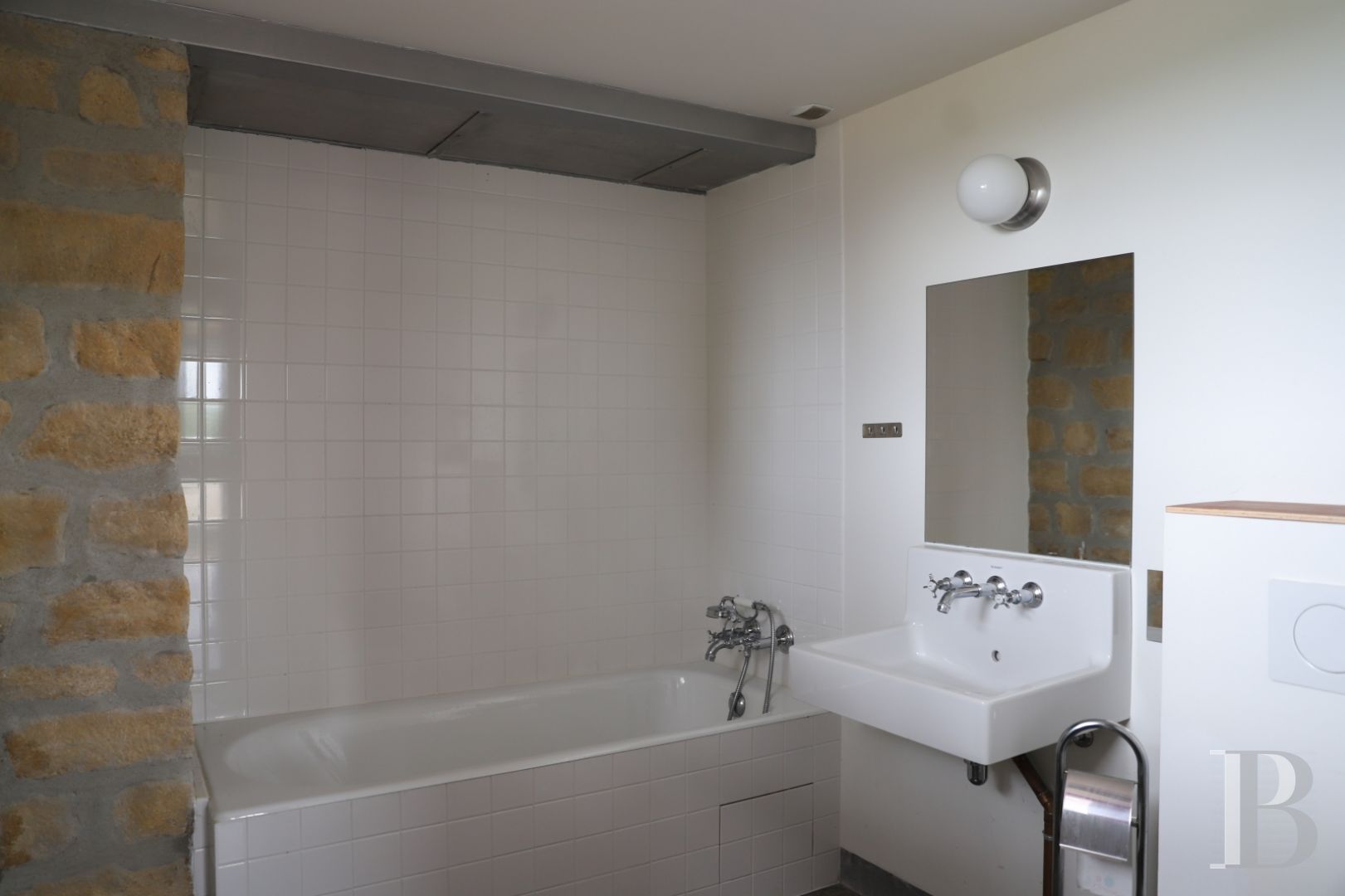 En Meurthe-et-Moselle,  un ancien clubhouse d’aérodrome réalisé par Prouvé et Le Corbusier - photo  n°23