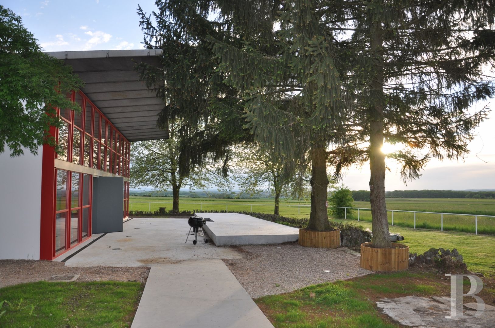 En Meurthe-et-Moselle,  un ancien clubhouse d’aérodrome réalisé par Prouvé et Le Corbusier - photo  n°22