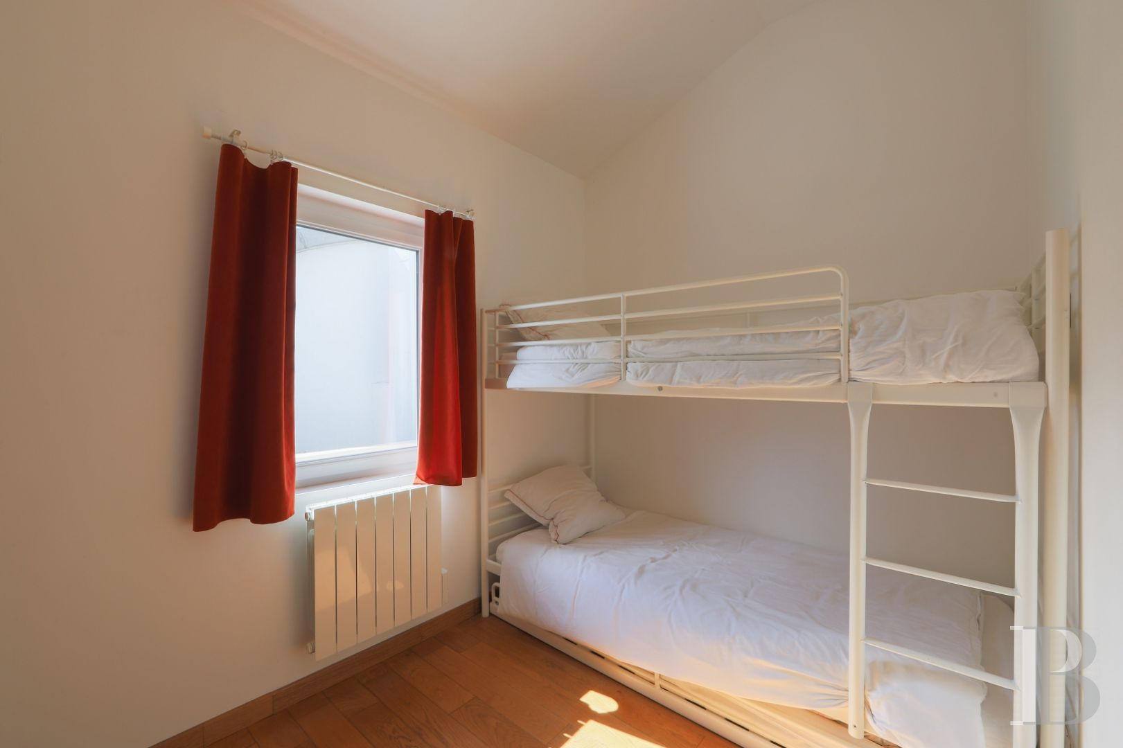 En Meurthe-et-Moselle,  un ancien clubhouse d’aérodrome réalisé par Prouvé et Le Corbusier - photo  n°29