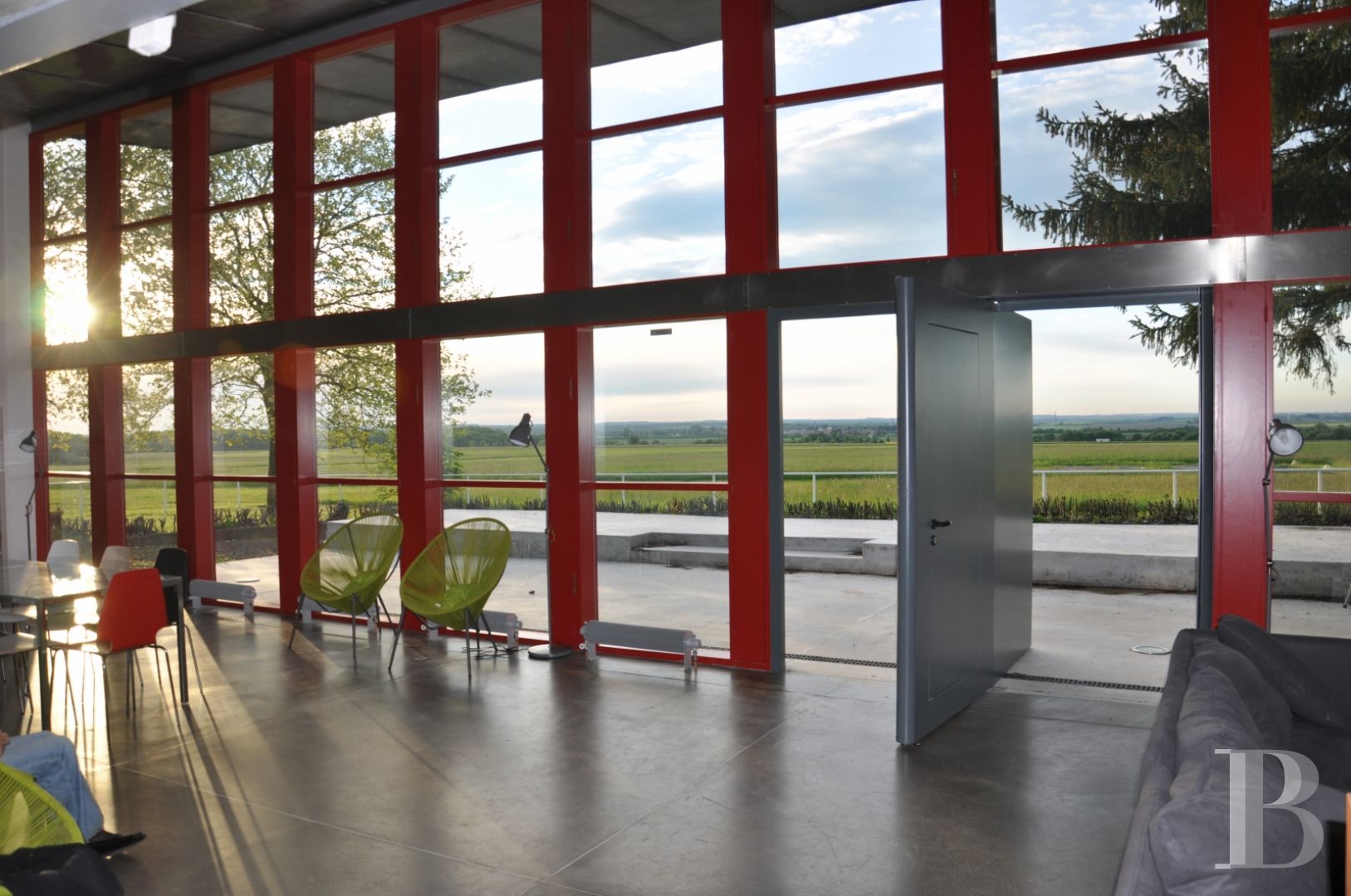 En Meurthe-et-Moselle,  un ancien clubhouse d’aérodrome réalisé par Prouvé et Le Corbusier - photo  n°6