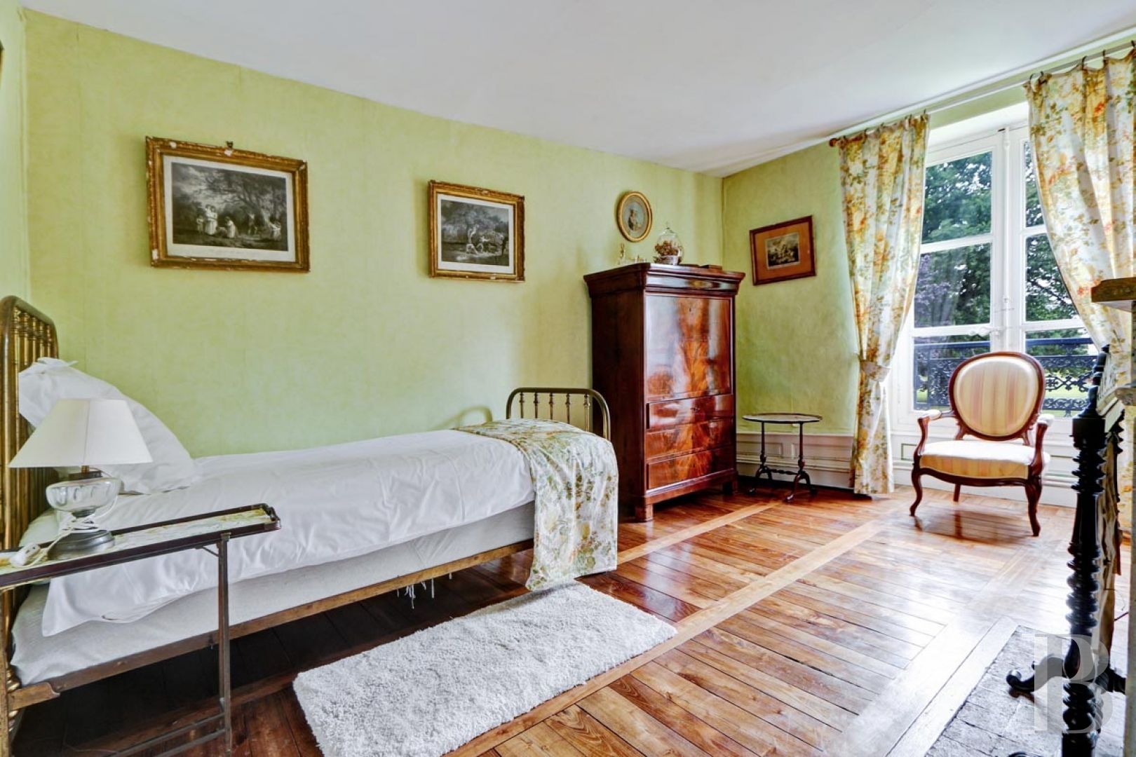 Au nord de Châteaudun, en Eure-et-Loir,  un château dans son parc à l’anglaise et ses vastes bois - photo  n°26