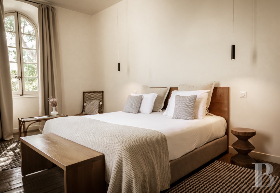 Dans l’Aveyron, aux portes de Millau, un ancien convent du 19e siècle en son jardin  - photo  n°13