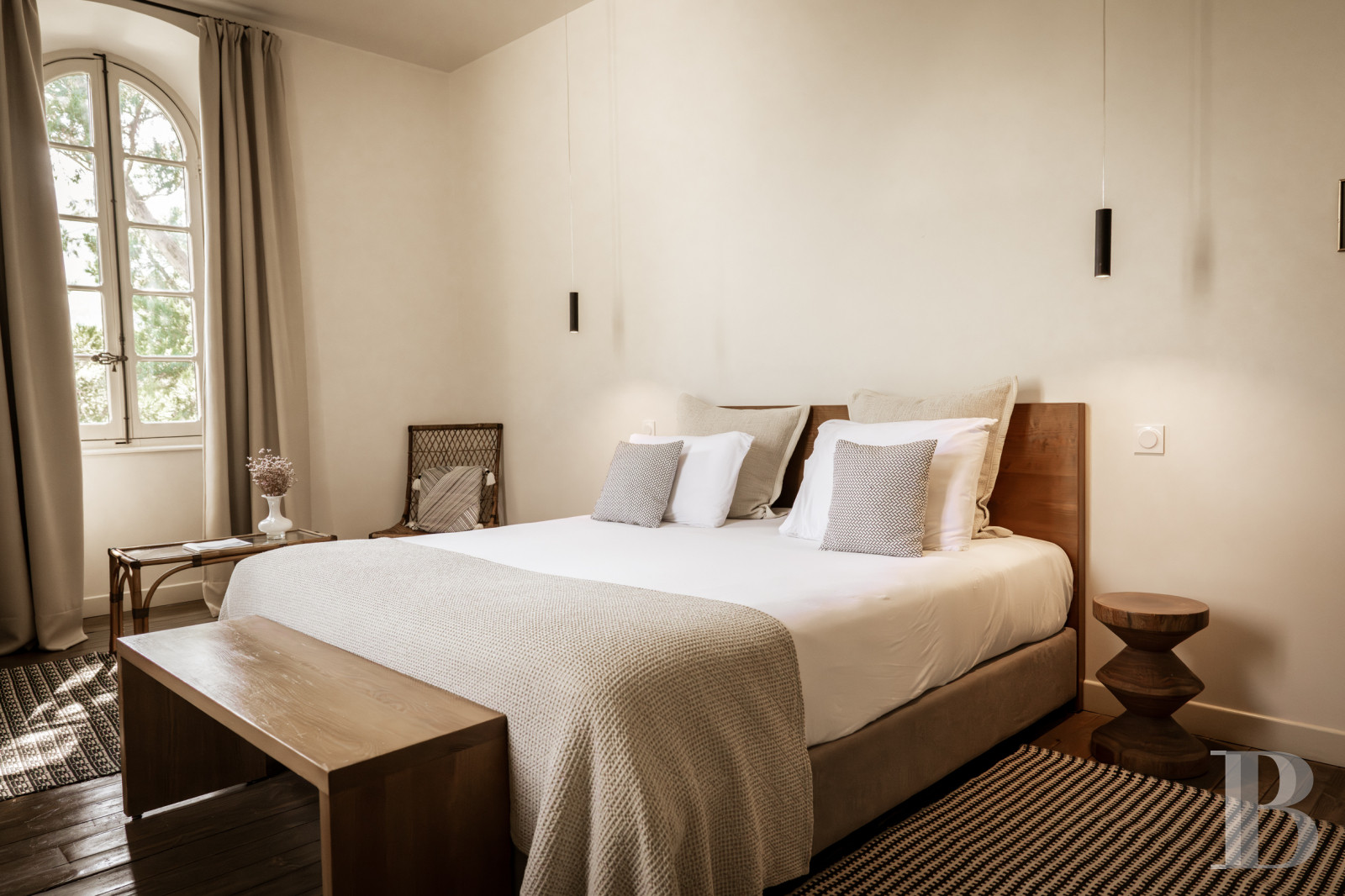 Dans l’Aveyron, aux portes de Millau, un ancien convent du 19e siècle en son jardin  - photo  n°13