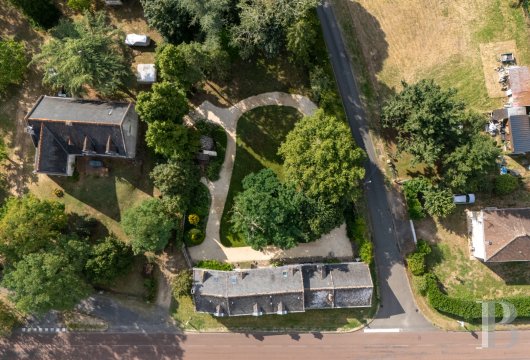 character properties France center val de loire   - 3