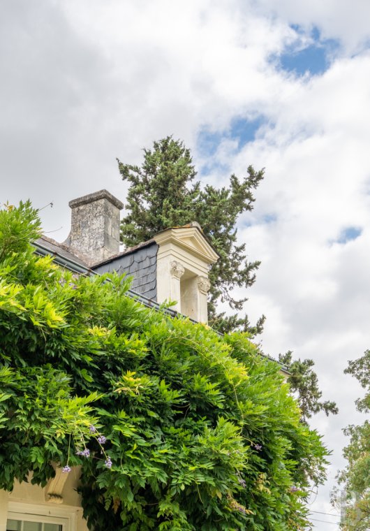 character properties France center val de loire   - 4