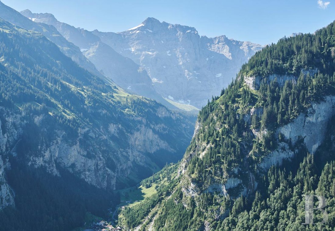 A 15th century farmhouse converted into a gîte nestled in the Schächen valley in the Swiss Canton of Uri - photo  n°2