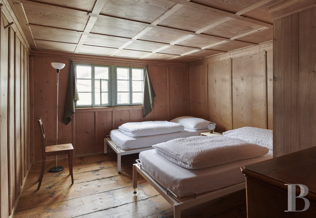 A 15th century farmhouse converted into a gîte nestled in the Schächen valley in the Swiss Canton of Uri - photo  n°11