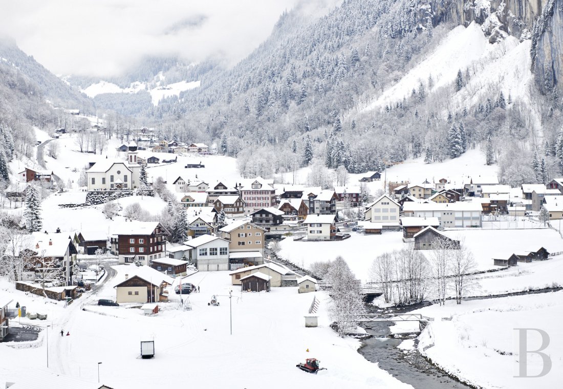 A 15th century farmhouse converted into a gîte nestled in the Schächen valley in the Swiss Canton of Uri - photo  n°17