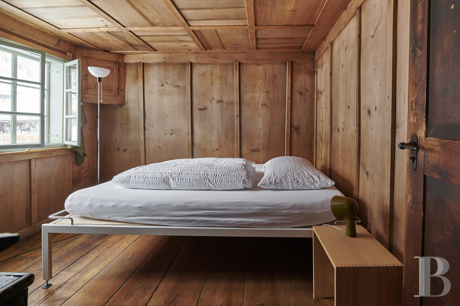 Au creux de la vallée de la Schächen, dans le canton suisse d’Uri, une ancienne ferme du 15e siècle transformée en gîte - photo  n°10