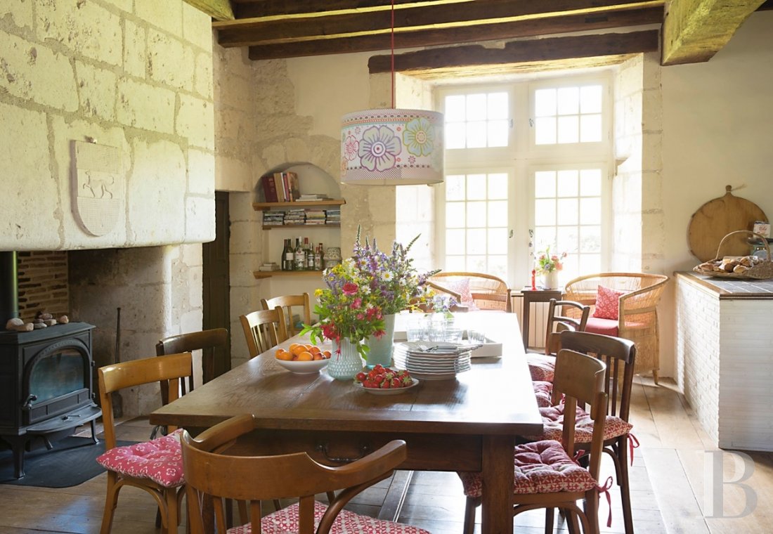 A manor house nestled in the hills of the Dordogne, to the north-west of Périgueux - photo  n°4