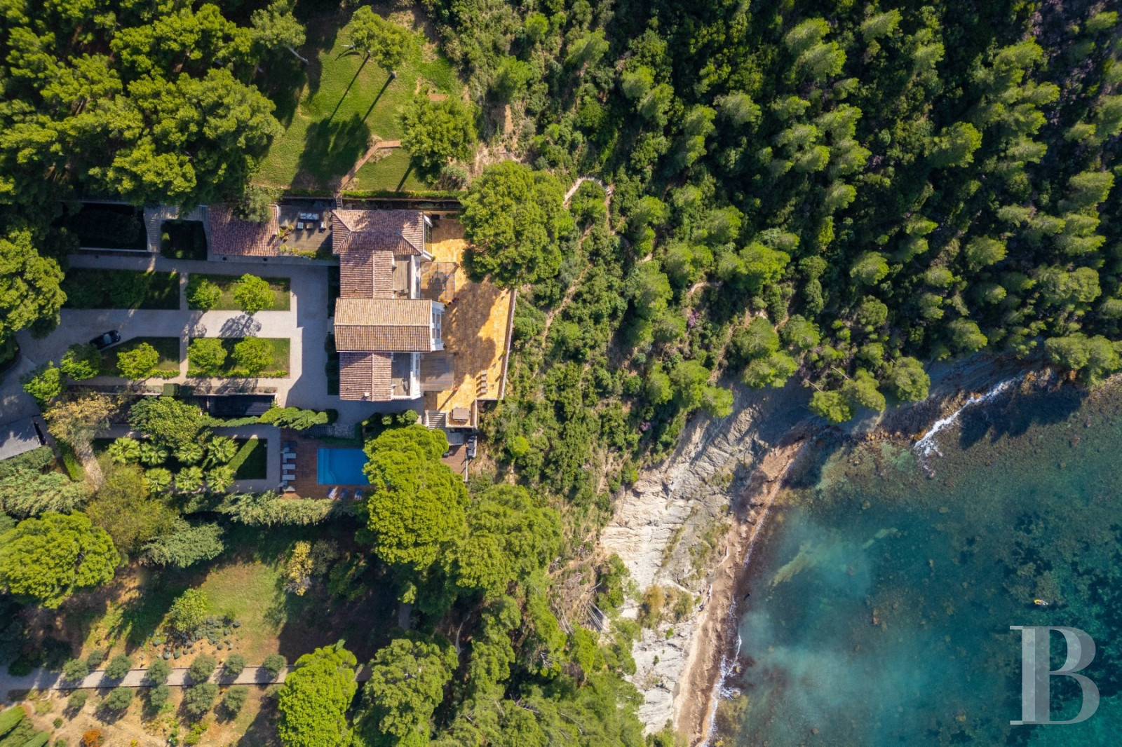 À Cassis,  un domaine de soixante hectares avec la Méditerranée pour seul horizon - photo  n°6