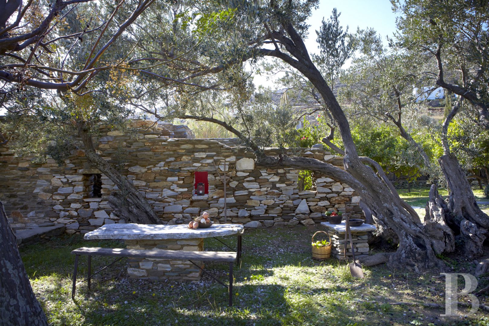 Three former sheepfolds united by a beautiful spirit by the sea in Tinos, the Cyclades - photo  n°30