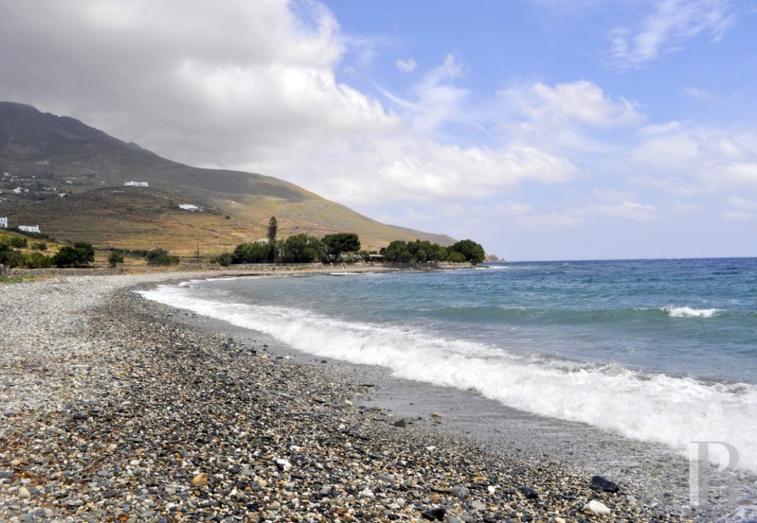 A former olive farm transformed into a charming house on the island of Tinos, in the north of the Cyclades - photo  n°28