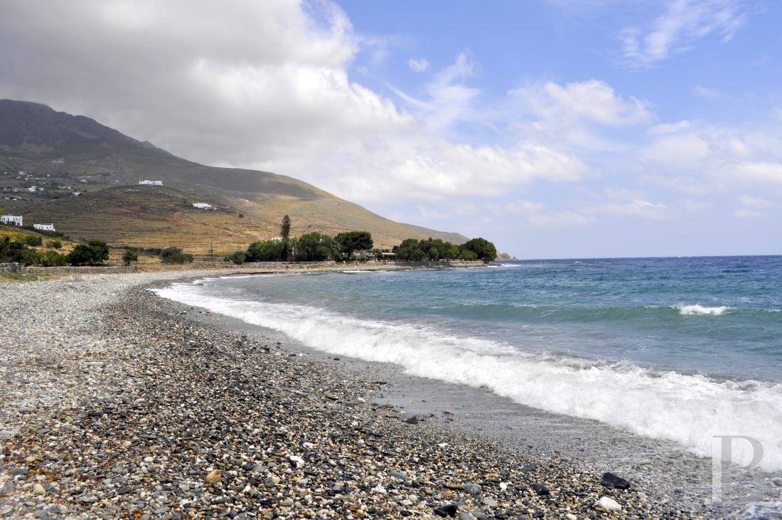 Sur l’île de Tinos, au nord des Cyclades, une ancienne ferme oléicole transformée en maison de charme - photo  n°28