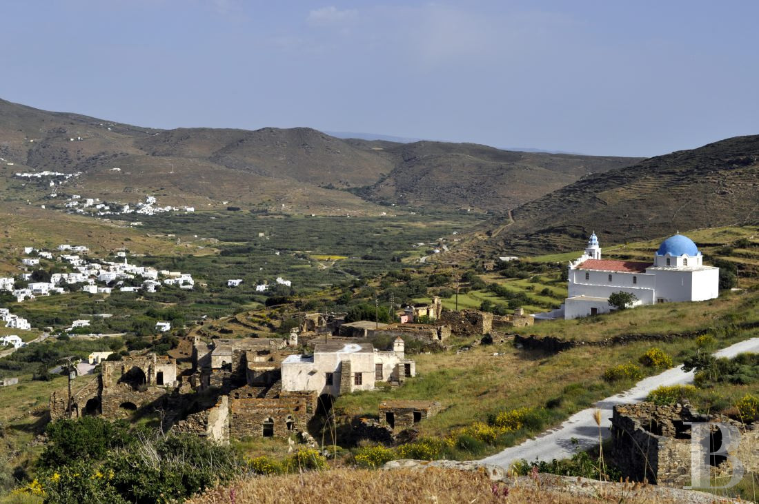 Sur l’île de Tinos, au nord des Cyclades, une ancienne ferme oléicole transformée en maison de charme - photo  n°25