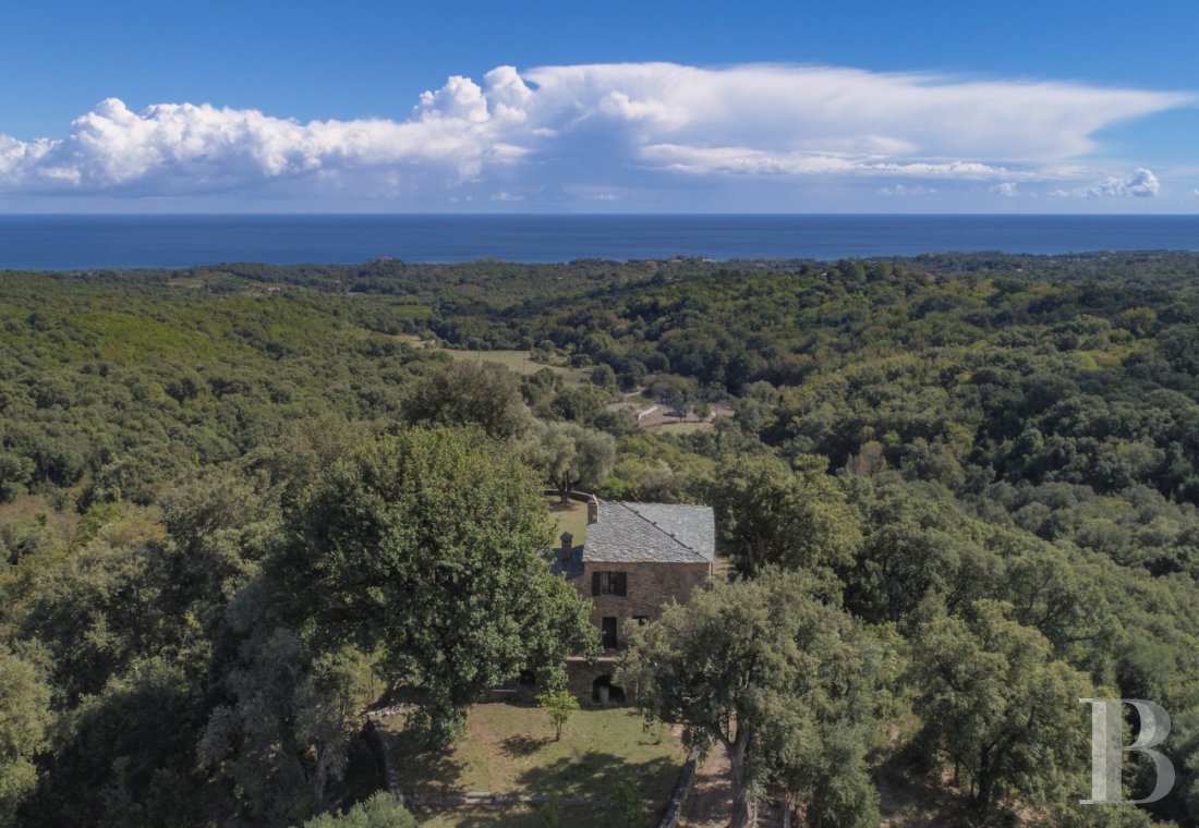An 18th century house with well-preserved surroundings in Haute-Corse - photo  n°2