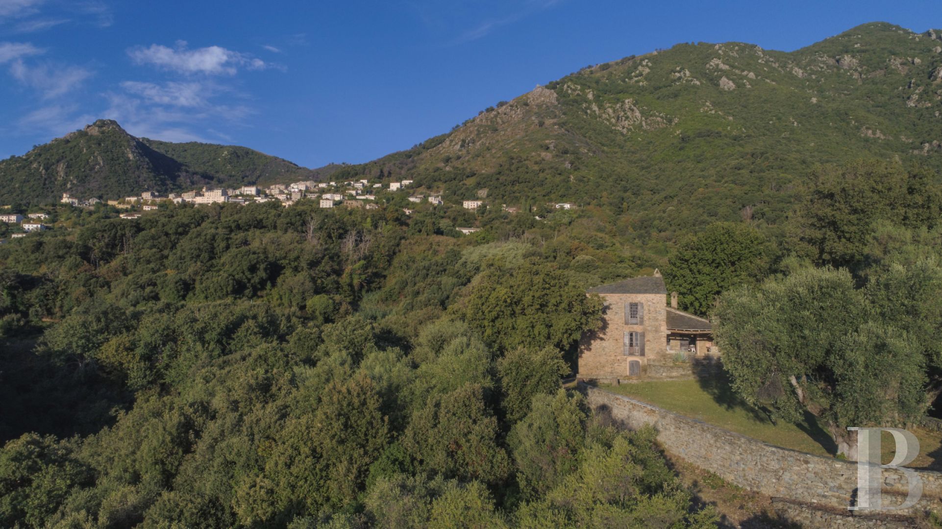 An 18th century house with well-preserved surroundings in Haute-Corse - photo  n°24