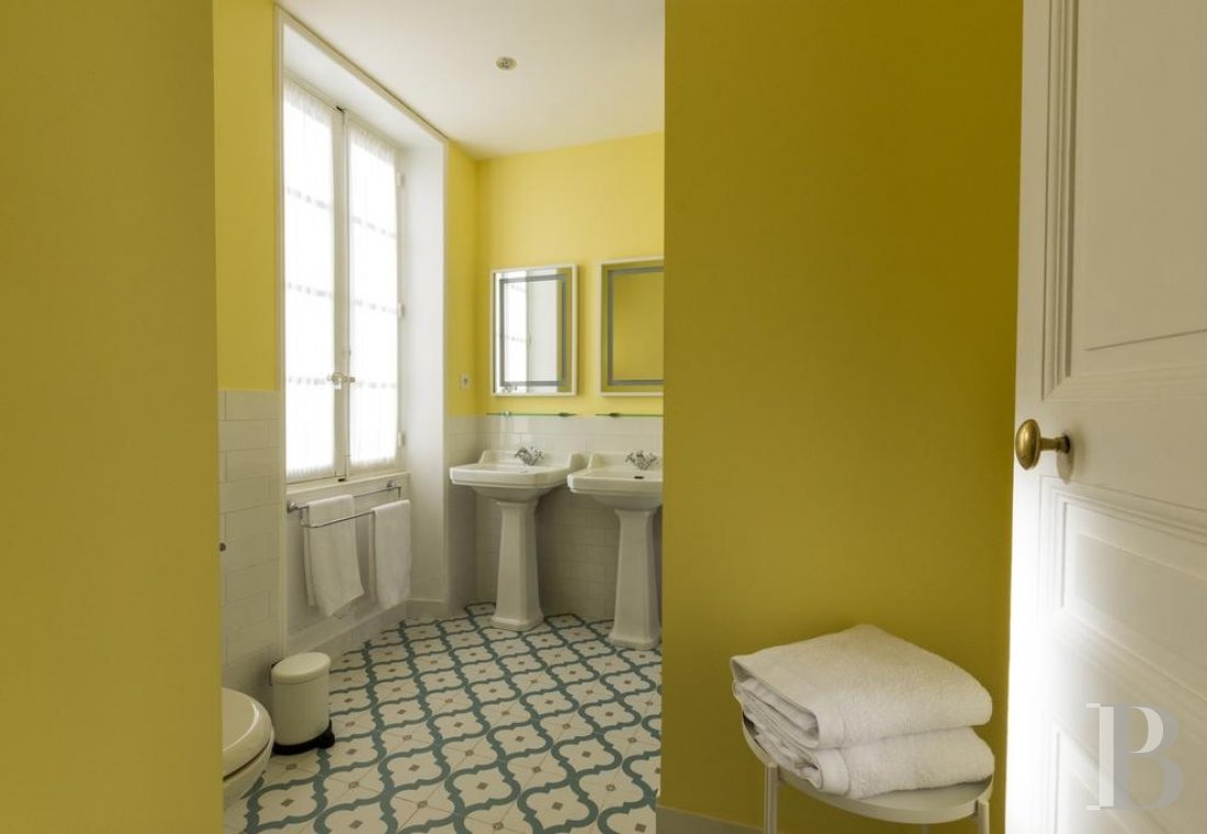 A late 19th century mansion in Arles designed by a famous city architect - photo  n°16