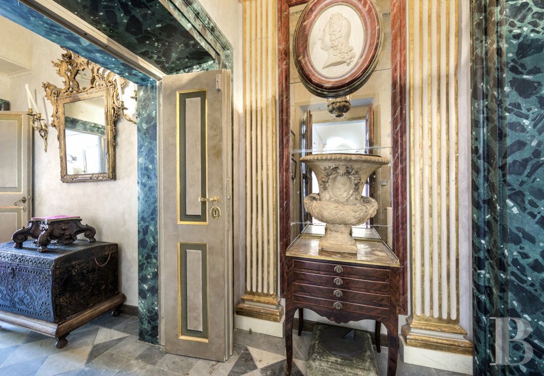 An apartment in a 16th century palazzo very close to Piazza Navona in Rome - photo  n°5