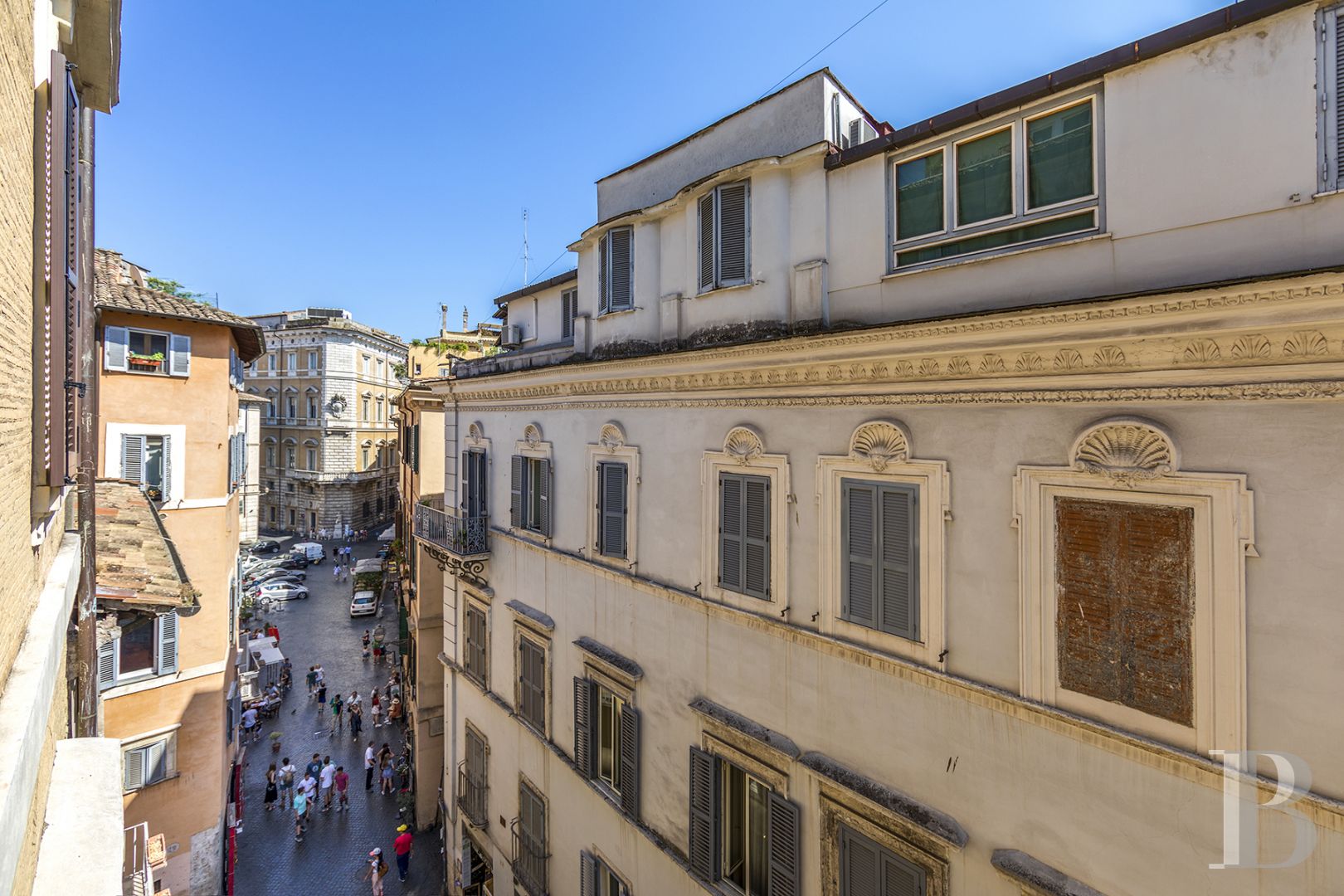 À Rome, tout près de la place Navone,  un appartement dans un palazzo du 16e siècle - photo  n°11