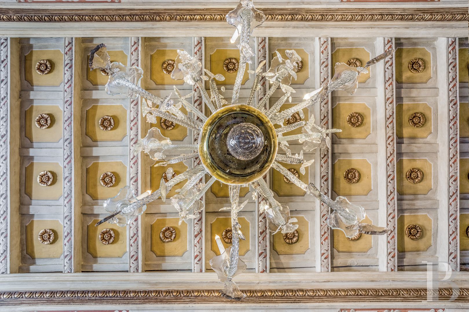 À Rome, tout près de la place Navone,  un appartement dans un palazzo du 16e siècle - photo  n°8