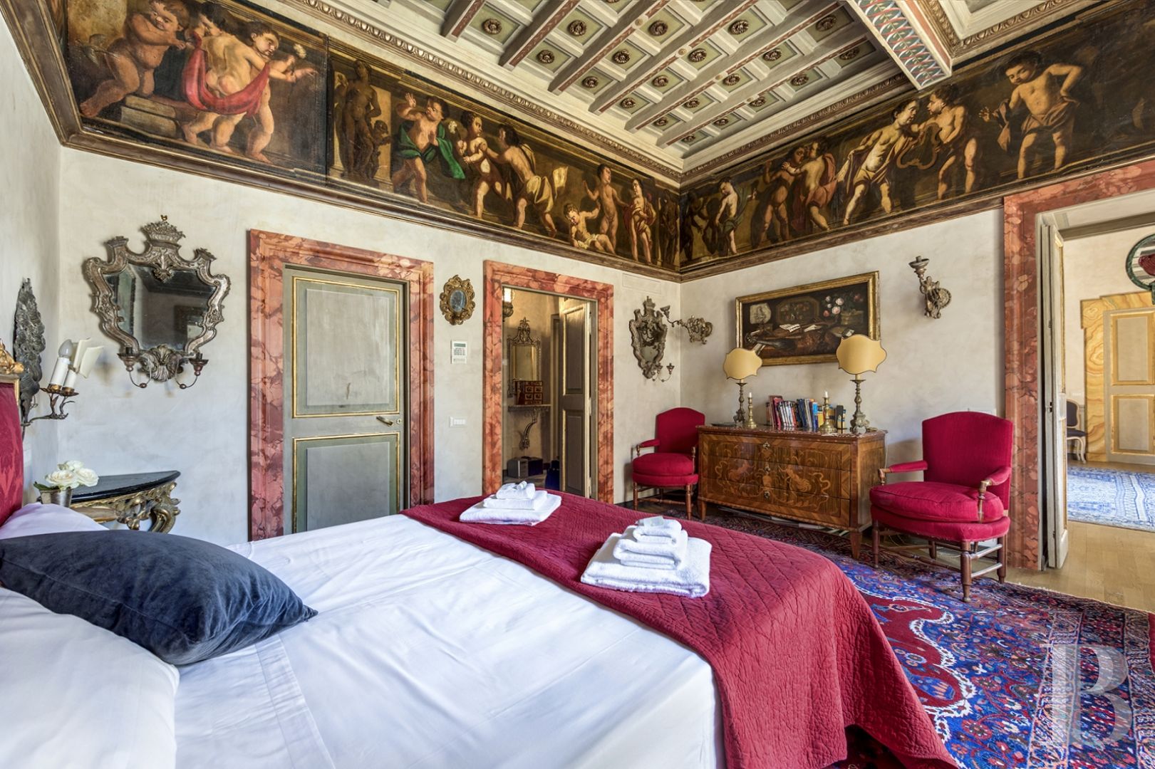 À Rome, tout près de la place Navone,  un appartement dans un palazzo du 16e siècle - photo  n°15
