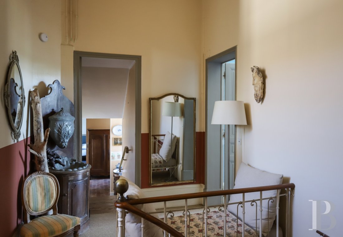 À Moret-sur-Loing, au sud de Fontainebleau, un ancien donjon royal du 12e siècle habité d’un rêve néo-gothique - photo  n°15