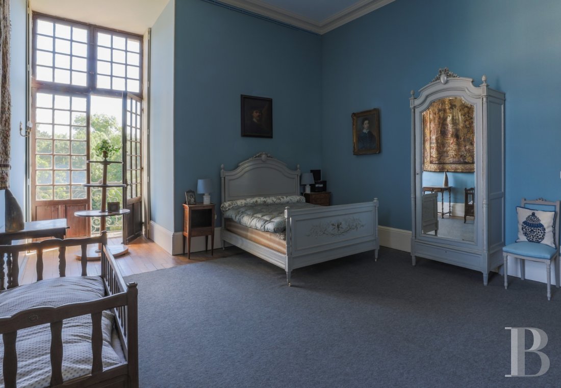 À Moret-sur-Loing, au sud de Fontainebleau, un ancien donjon royal du 12e siècle habité d’un rêve néo-gothique - photo  n°16