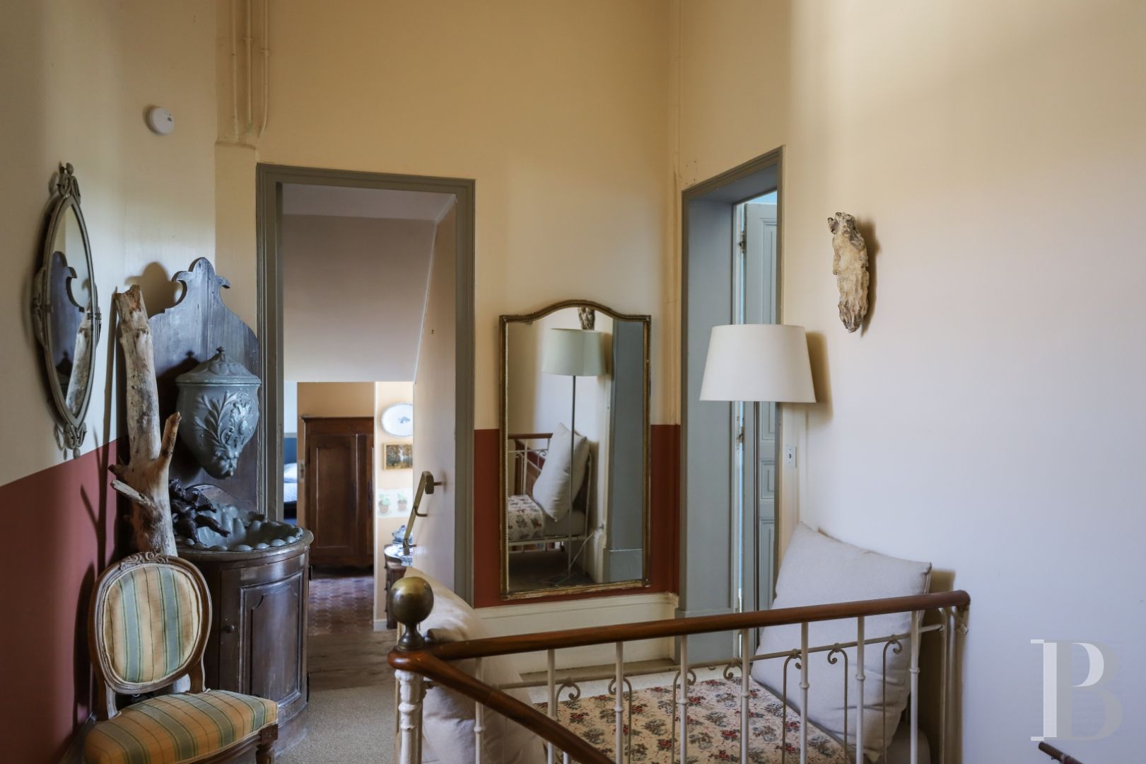 À Moret-sur-Loing, au sud de Fontainebleau, un ancien donjon royal du 12e siècle habité d’un rêve néo-gothique - photo  n°15