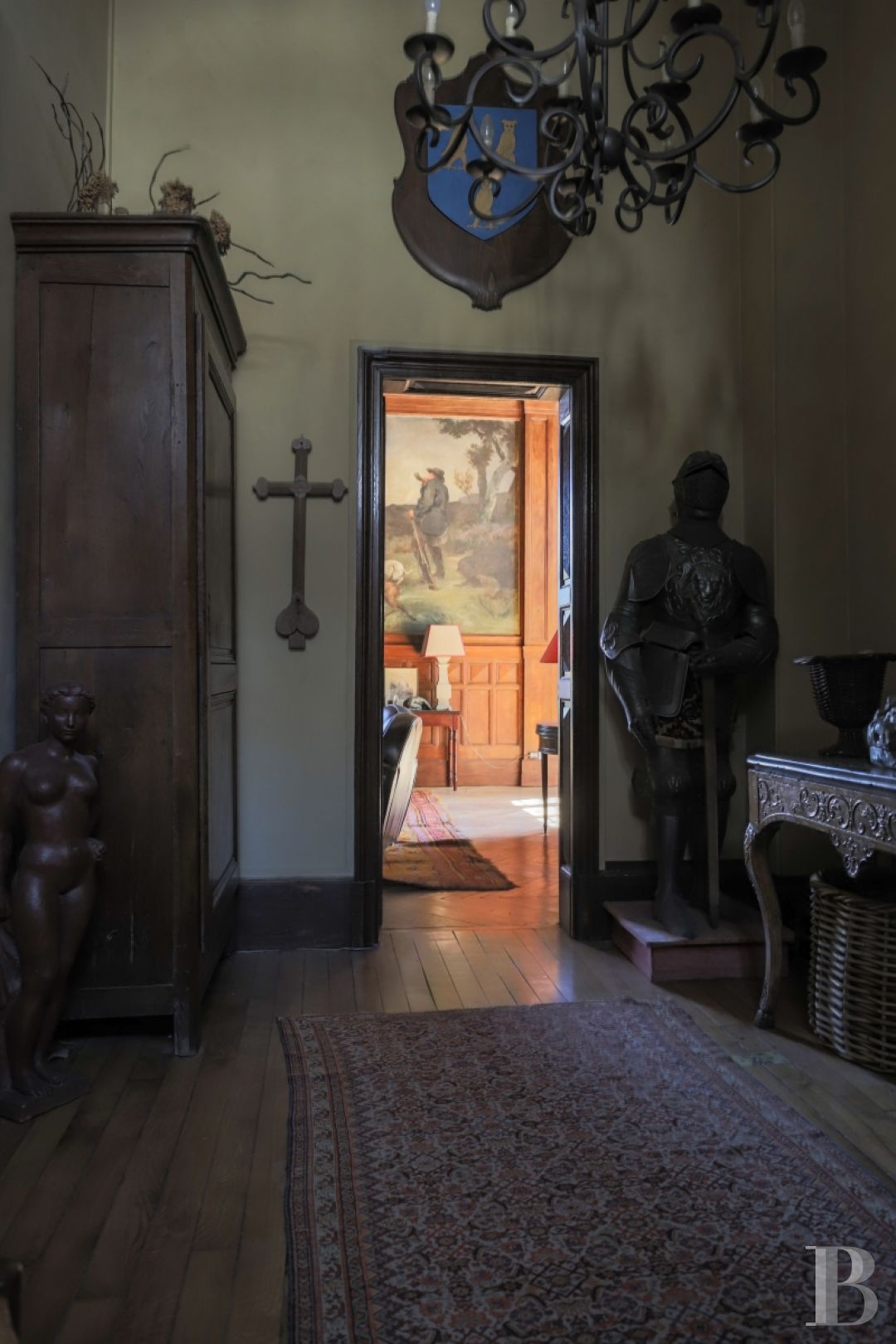 À Moret-sur-Loing, au sud de Fontainebleau, un ancien donjon royal du 12e siècle habité d’un rêve néo-gothique - photo  n°10