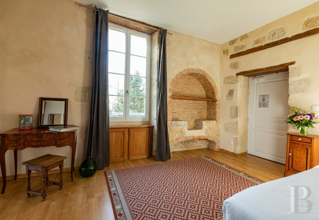 A former 12th century village chateau in the heart of the Gers countryside - photo  n°23