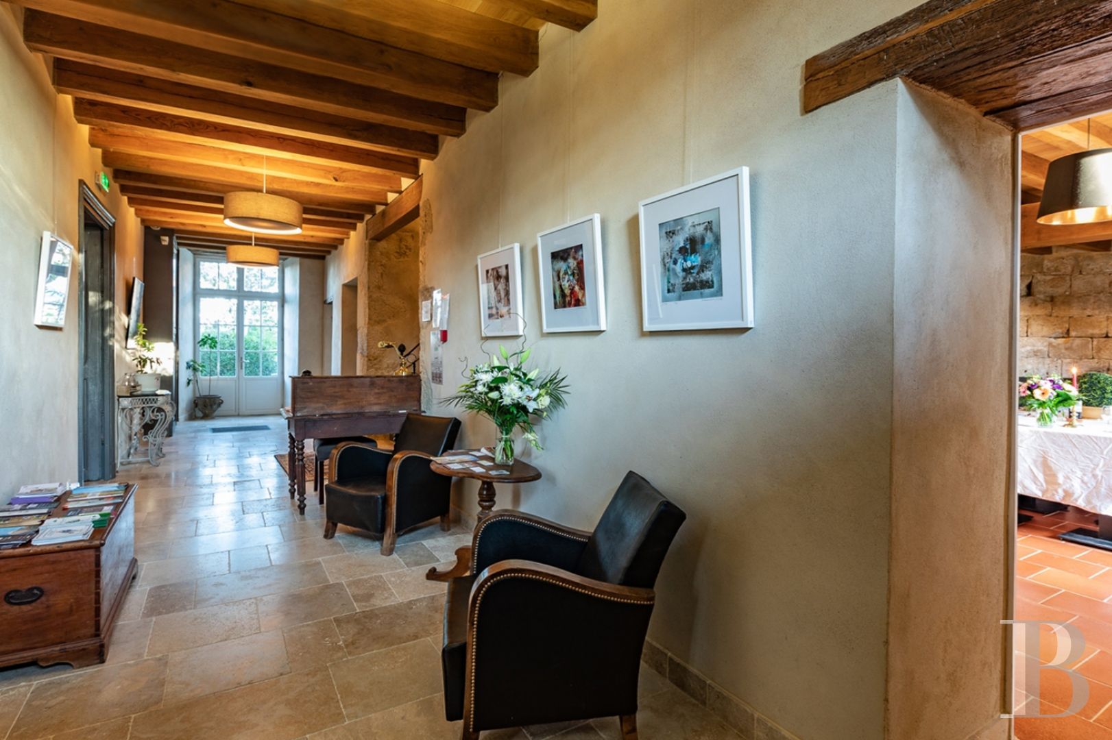 En pleine campagne gersoise, un ancien château de village du 12e siècle  - photo  n°10