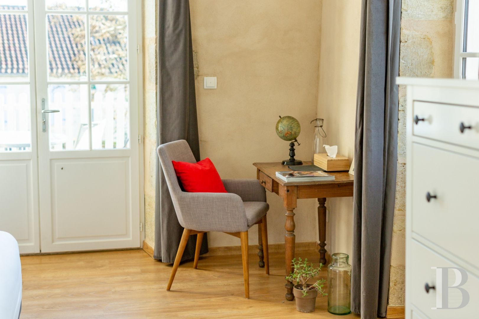 En pleine campagne gersoise, un ancien château de village du 12e siècle  - photo  n°25