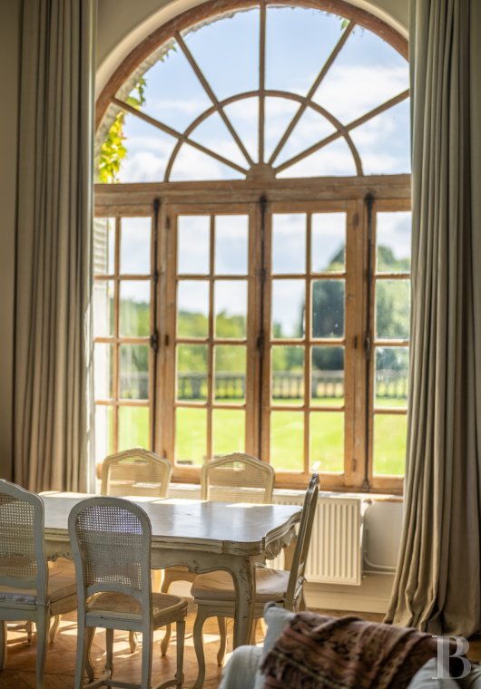 An elegant 17th century chateau with a park stretching for as far as the eye can see between Périgueux and Limoges, in the north of the Dordogne - photo  n°50