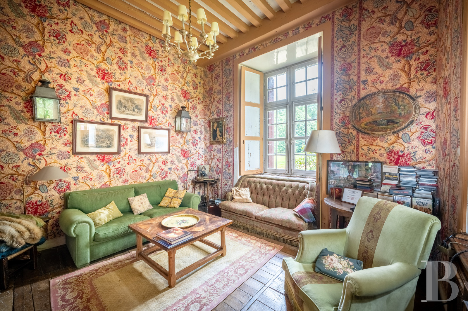 An elegant 17th century chateau with a park stretching for as far as the eye can see between Périgueux and Limoges, in the north of the Dordogne - photo  n°19