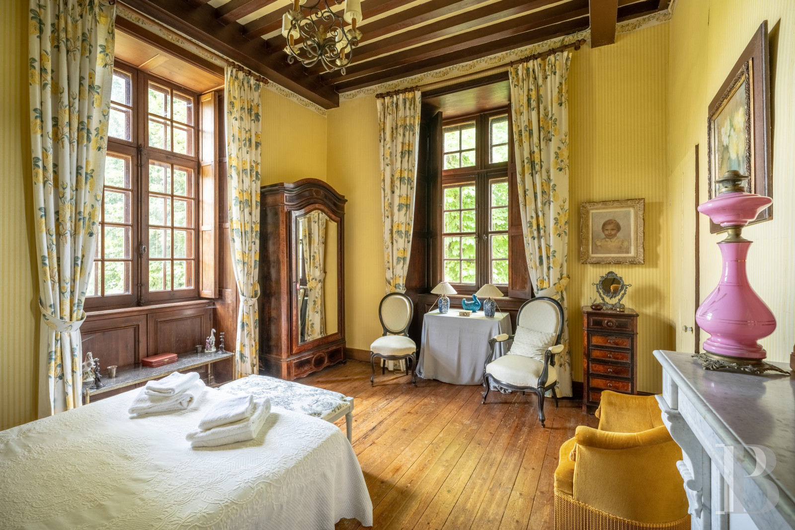 An elegant 17th century chateau with a park stretching for as far as the eye can see between Périgueux and Limoges, in the north of the Dordogne - photo  n°28