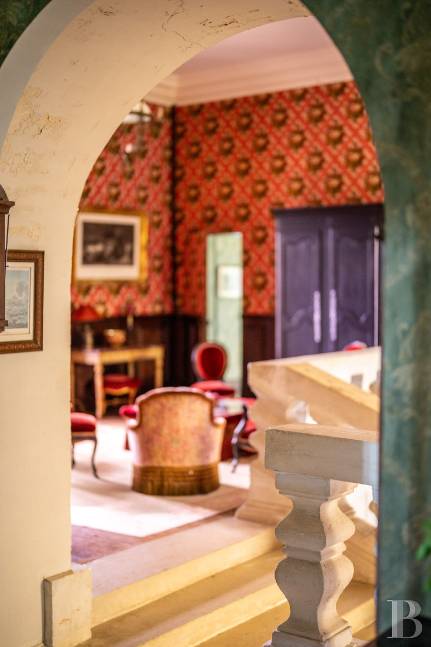 An elegant 17th century chateau with a park stretching for as far as the eye can see between Périgueux and Limoges, in the north of the Dordogne - photo  n°22