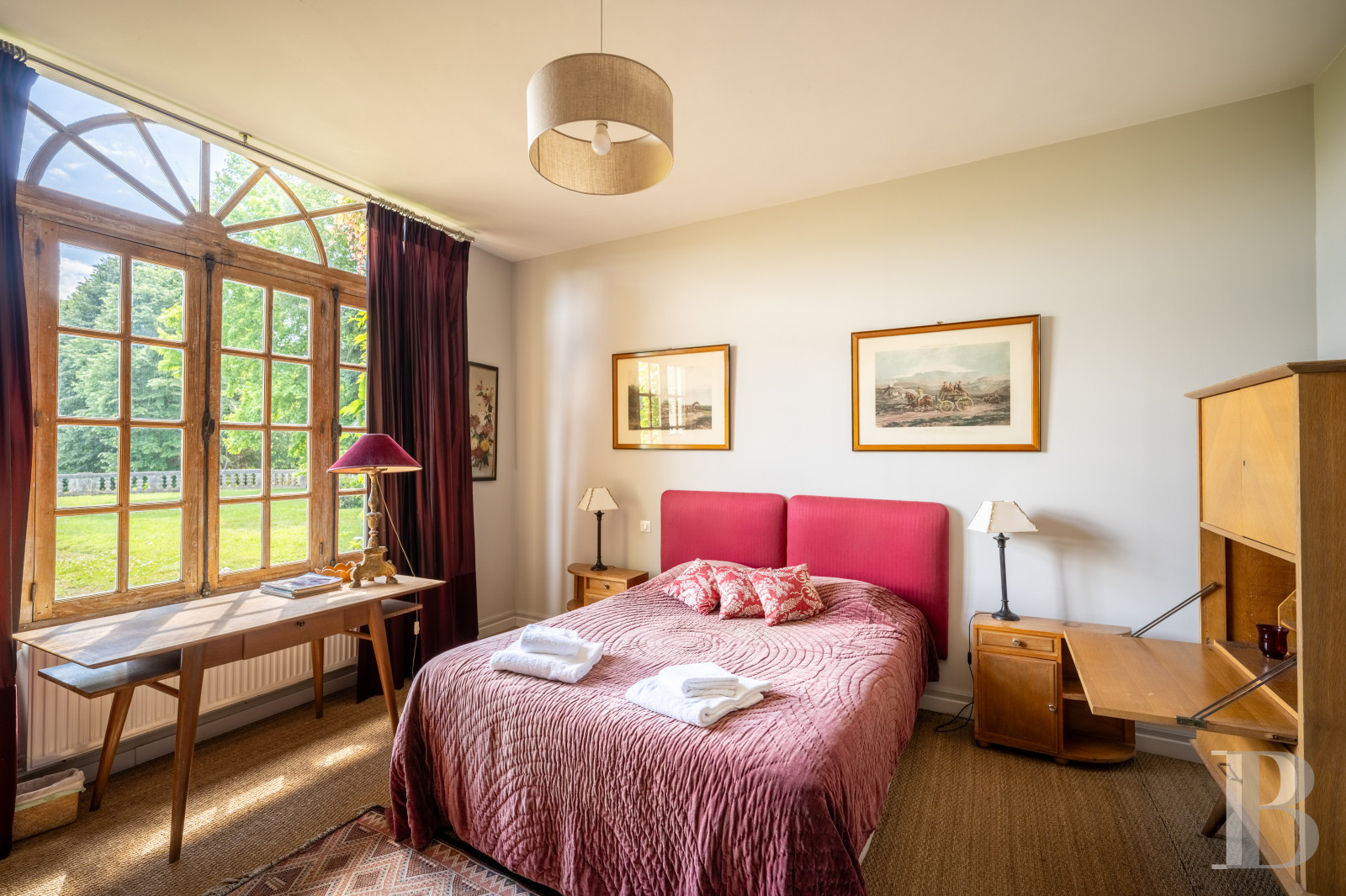 An elegant 17th century chateau with a park stretching for as far as the eye can see between Périgueux and Limoges, in the north of the Dordogne - photo  n°53