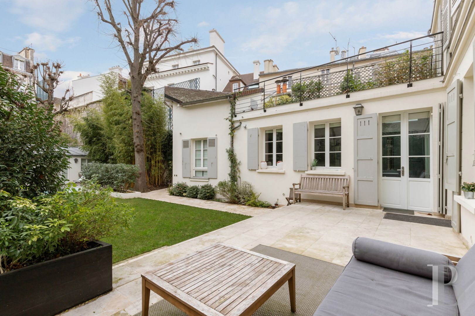 An 18th century house and garden just a stone's throw from Rue Mouffetard, not far from the Panthéon - photo  n°5
