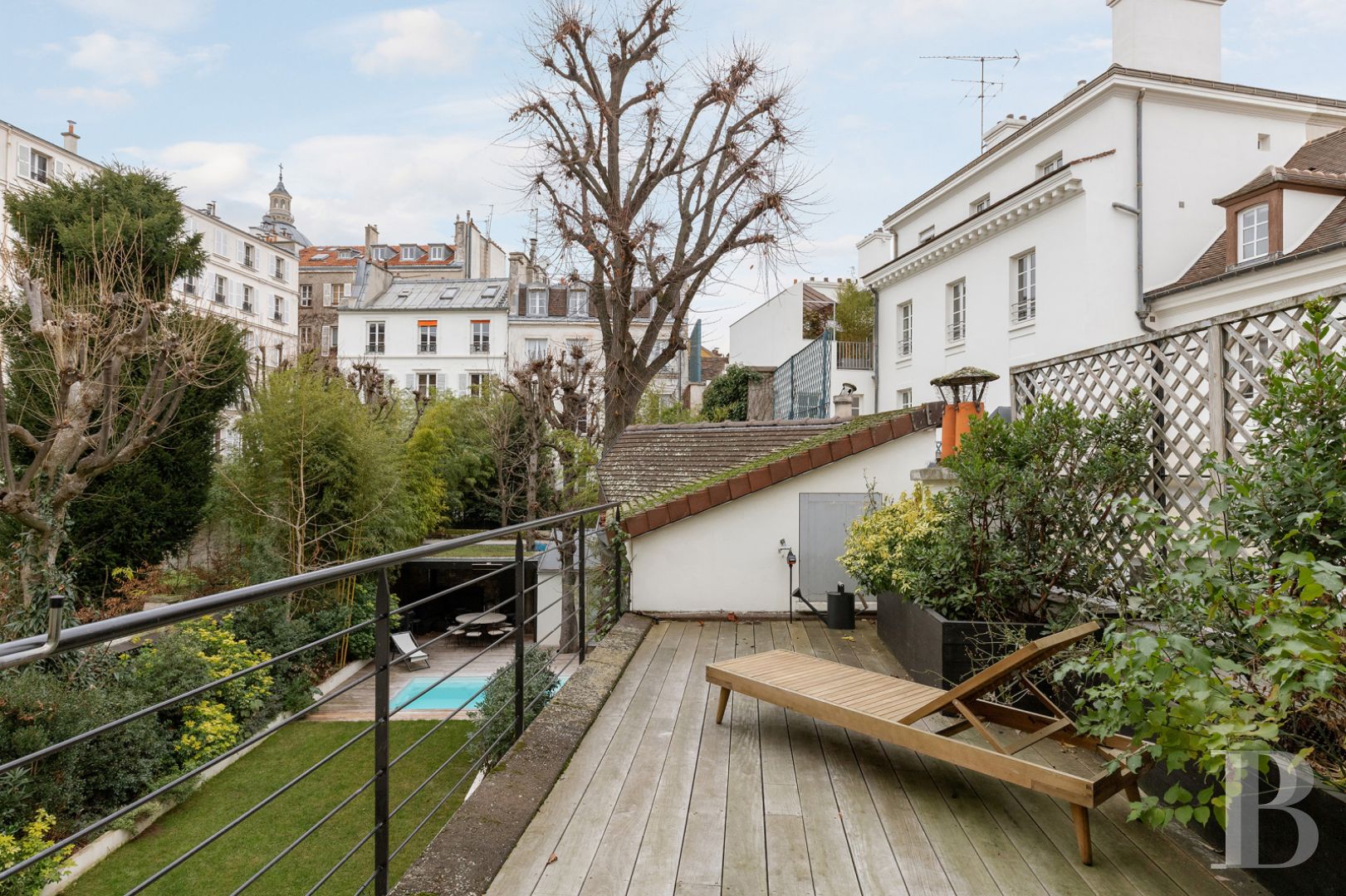 An 18th century house and garden just a stone's throw from Rue Mouffetard, not far from the Panthéon - photo  n°2