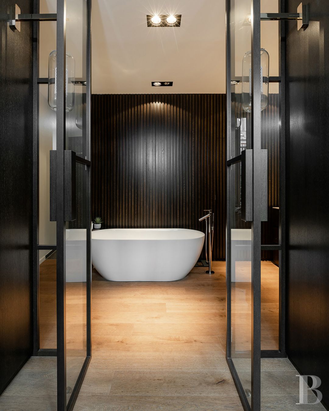 An 18th century house and garden just a stone's throw from Rue Mouffetard, not far from the Panthéon - photo  n°17