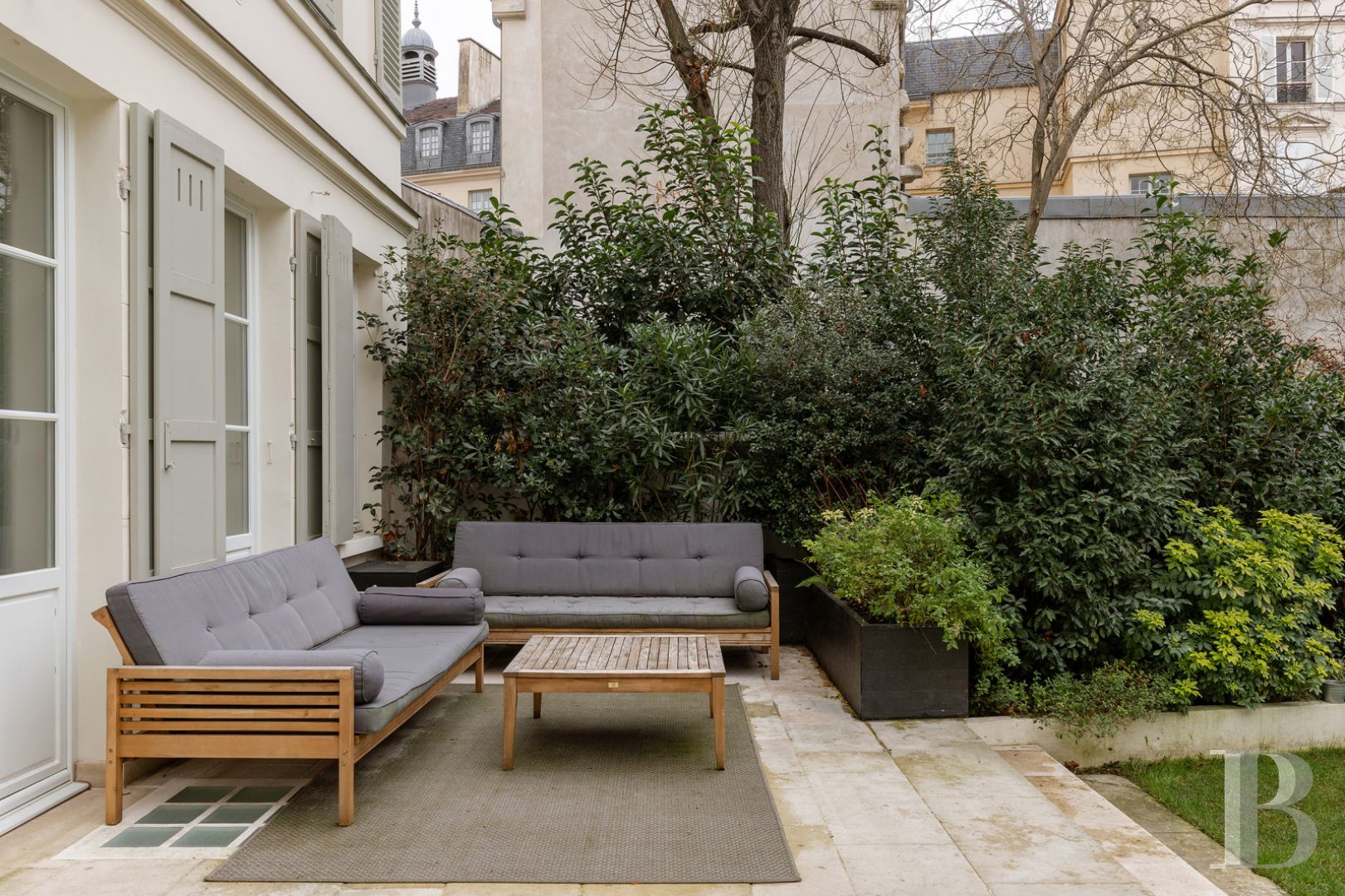 An 18th century house and garden just a stone's throw from Rue Mouffetard, not far from the Panthéon - photo  n°3