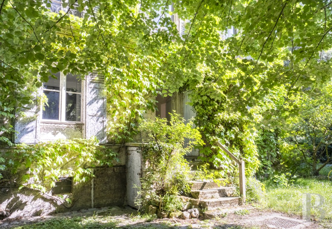 properties in town ile de france   - 1