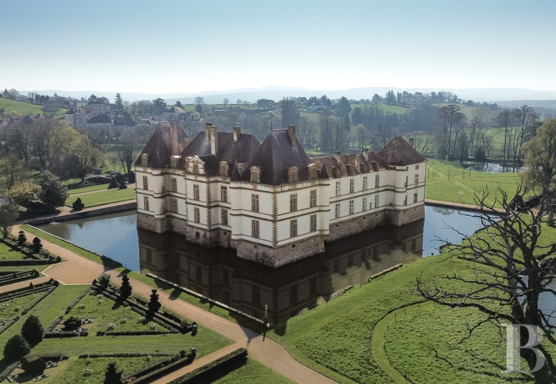 chateaux a vendre bourgogne   - 2